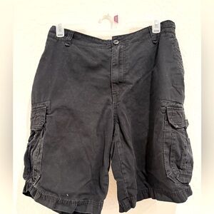 Men’s Unionbay cargo shirts size 44